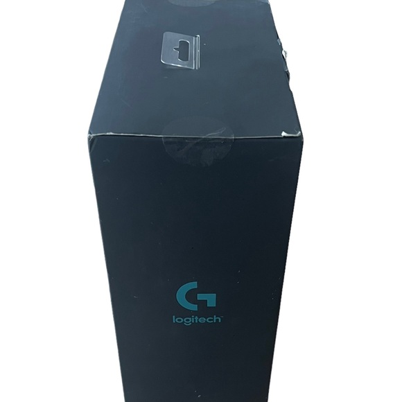 Logitech G432 Gaming Headset with Microphone - Black BNIB WIRED headset - Picture 4 of 10